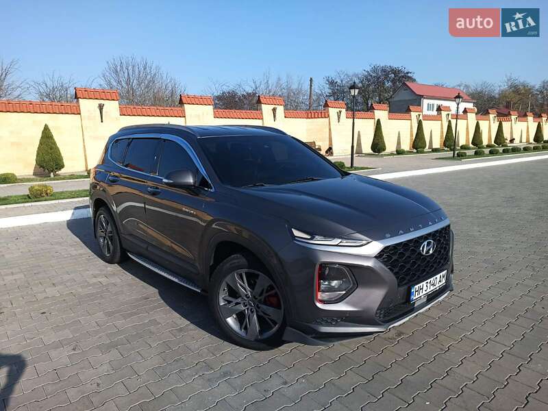 Внедорожник / Кроссовер Hyundai Santa FE 2018 в Измаиле фото Внедорожник / Кроссовер Hyundai Santa FE 2018 в Измаиле