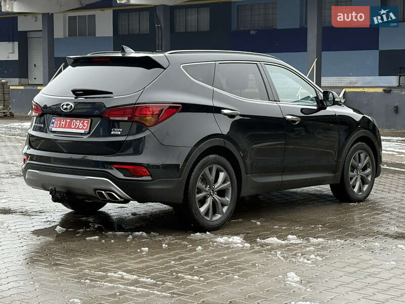 Внедорожник / Кроссовер Hyundai Santa FE 2016 в Ровно