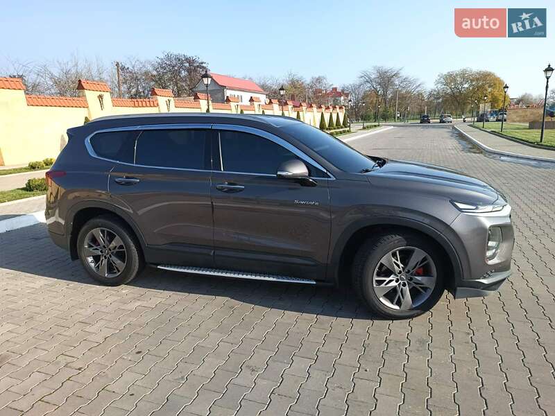 Внедорожник / Кроссовер Hyundai Santa FE 2018 в Измаиле фото 8 Внедорожник / Кроссовер Hyundai Santa FE 2018 в Измаиле