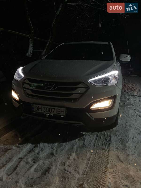 Внедорожник / Кроссовер Hyundai Santa FE 2012 в Глухове