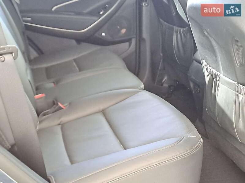 Внедорожник / Кроссовер Hyundai Santa FE 2017 в Одессе фото 12 Внедорожник / Кроссовер Hyundai Santa FE 2017 в Одессе