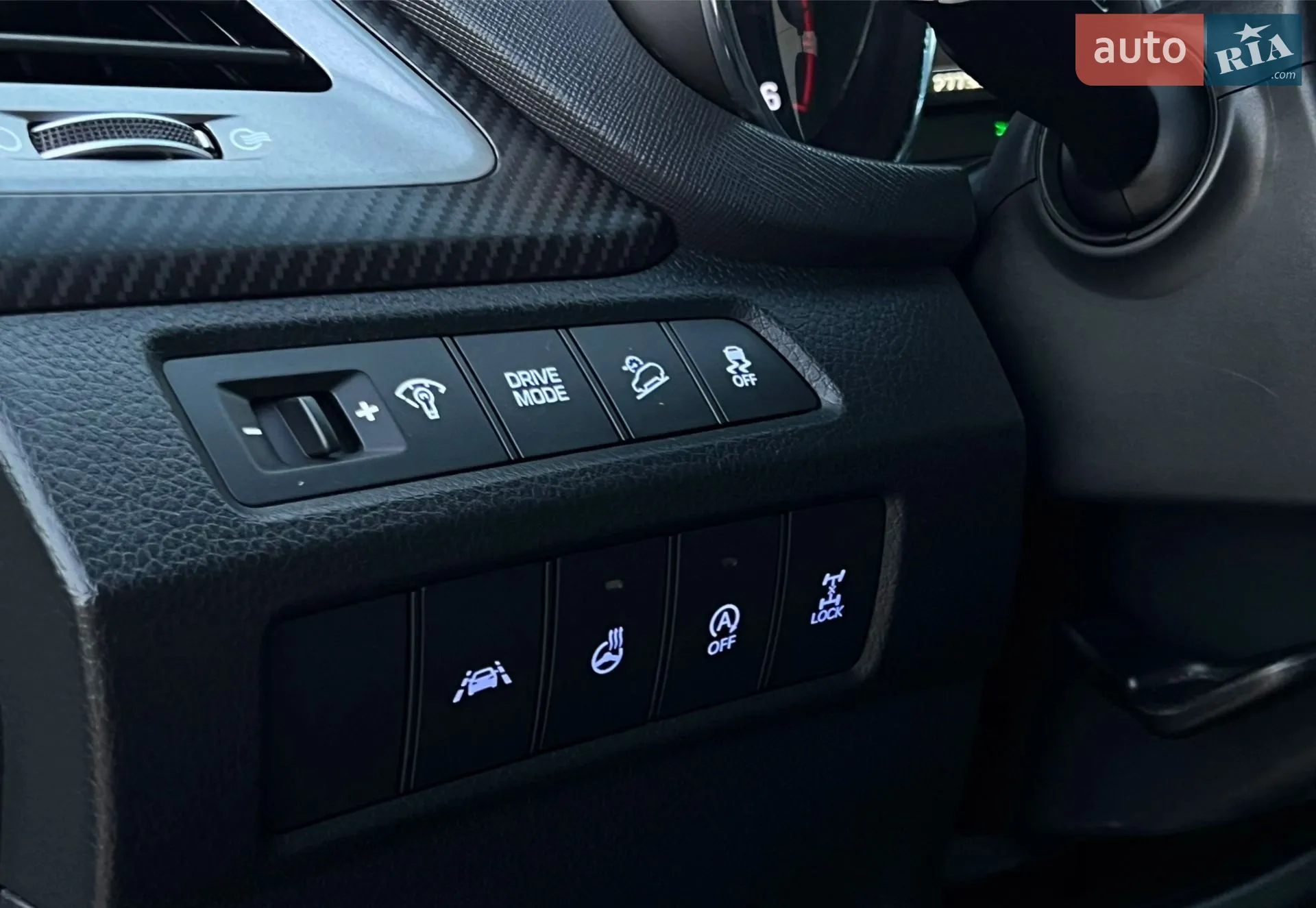 2015 Hyundai Santa Fe - мініатюра 11