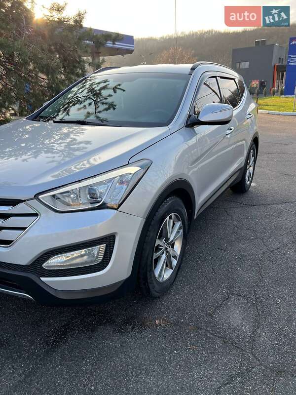 Внедорожник / Кроссовер Hyundai Santa FE 2014 в Полтаве