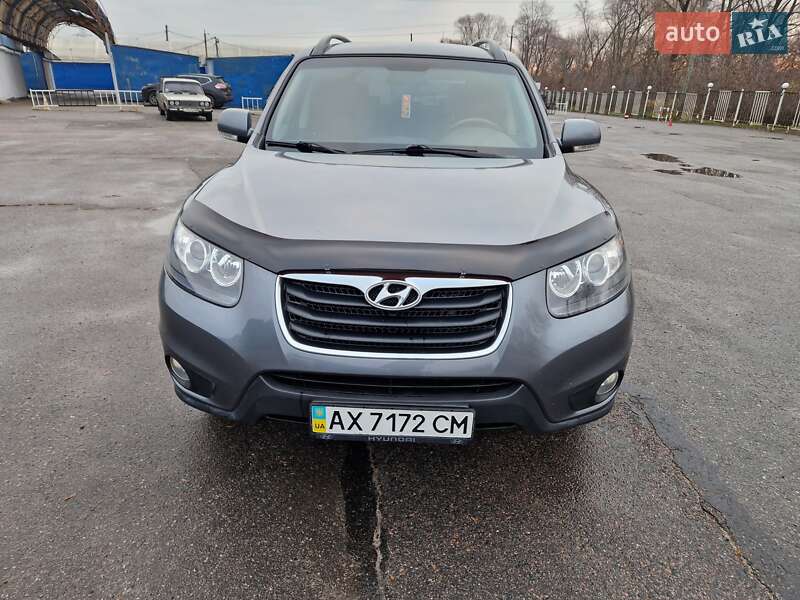 Внедорожник / Кроссовер Hyundai Santa FE 2011 в Харькове