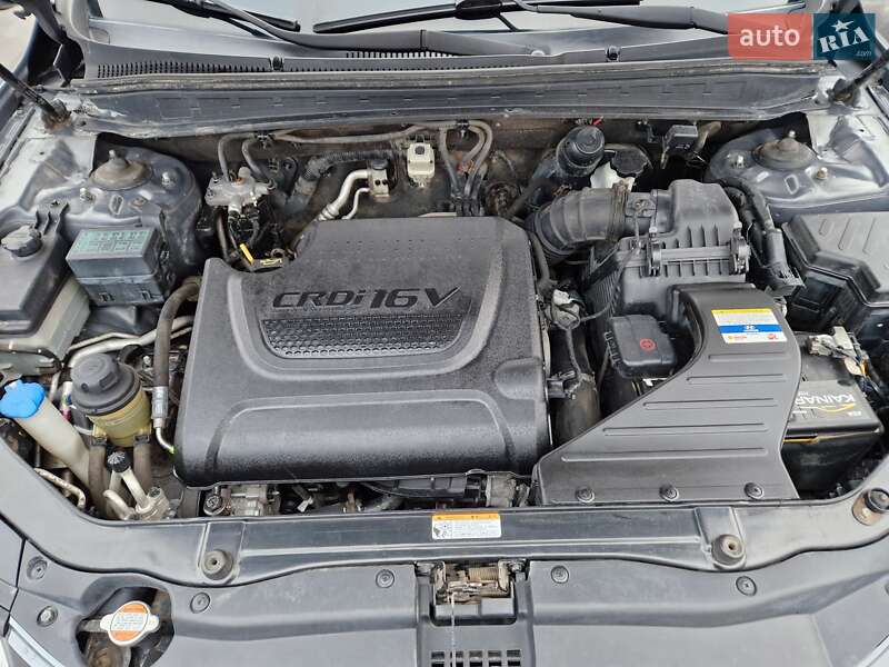 Внедорожник / Кроссовер Hyundai Santa FE 2011 в Харькове