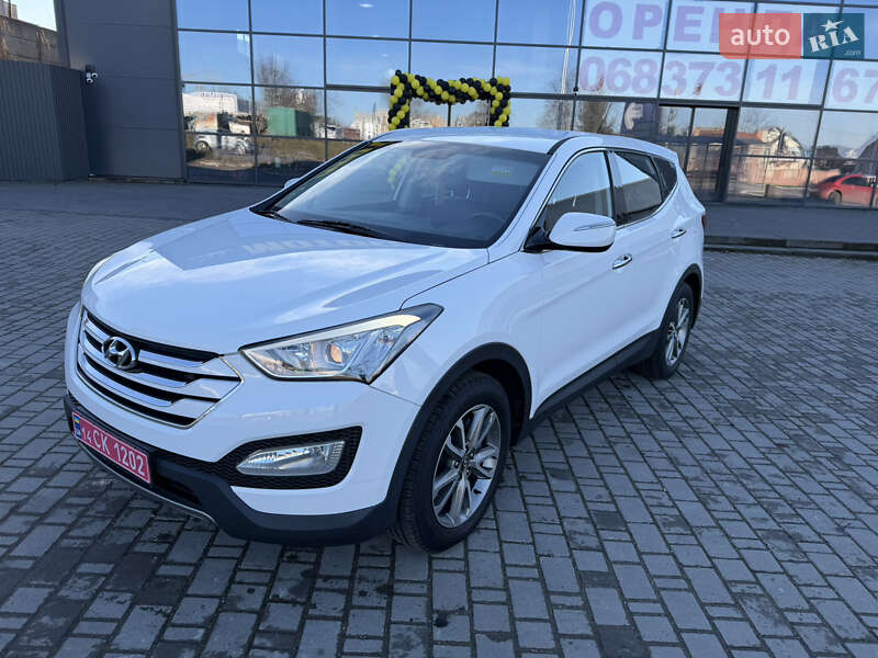 Внедорожник / Кроссовер Hyundai Santa FE 2012 в Ивано-Франковске