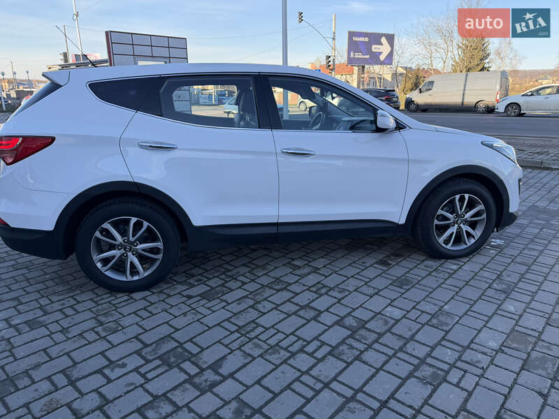 Внедорожник / Кроссовер Hyundai Santa FE 2012 в Ивано-Франковске