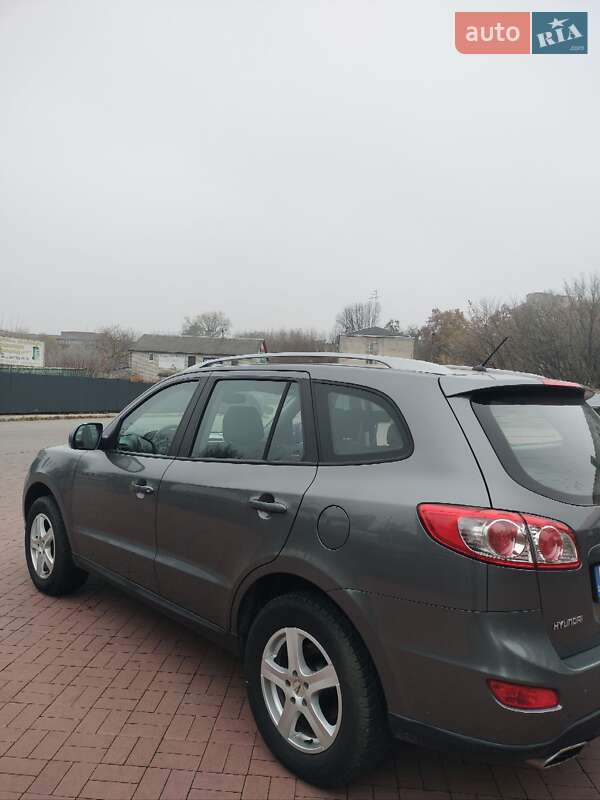 Внедорожник / Кроссовер Hyundai Santa FE 2010 в Ровно фото 6 Внедорожник / Кроссовер Hyundai Santa FE 2010 в Ровно
