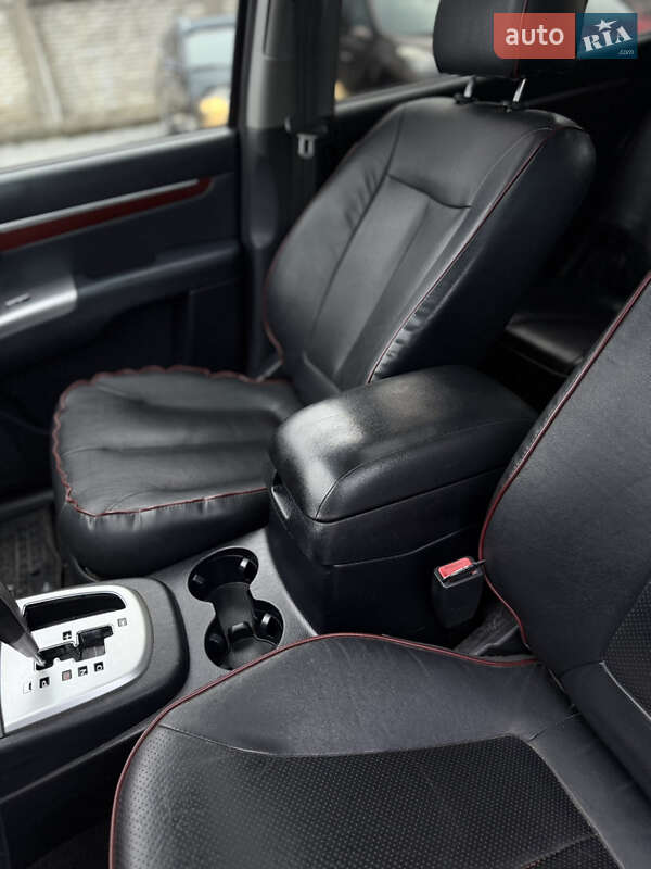 Внедорожник / Кроссовер Hyundai Santa FE 2007 в Черновцах