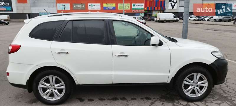 Внедорожник / Кроссовер Hyundai Santa FE 2011 в Харькове