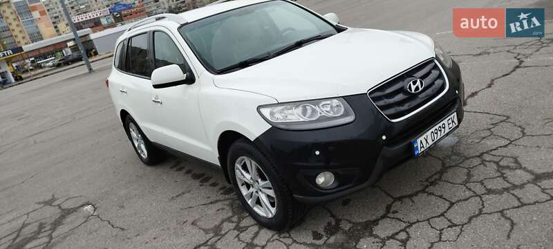Внедорожник / Кроссовер Hyundai Santa FE 2011 в Харькове
