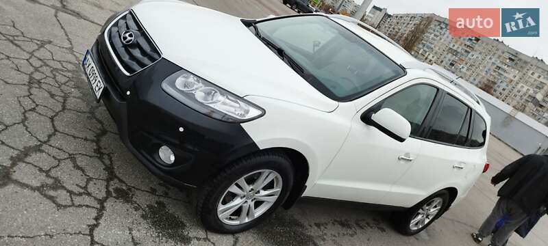 Внедорожник / Кроссовер Hyundai Santa FE 2011 в Харькове