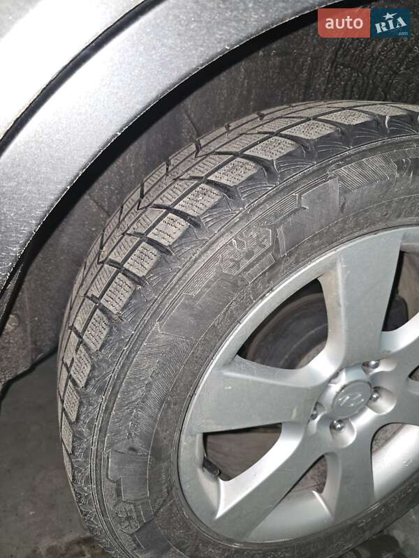 Внедорожник / Кроссовер Hyundai Santa FE 2007 в Черновцах