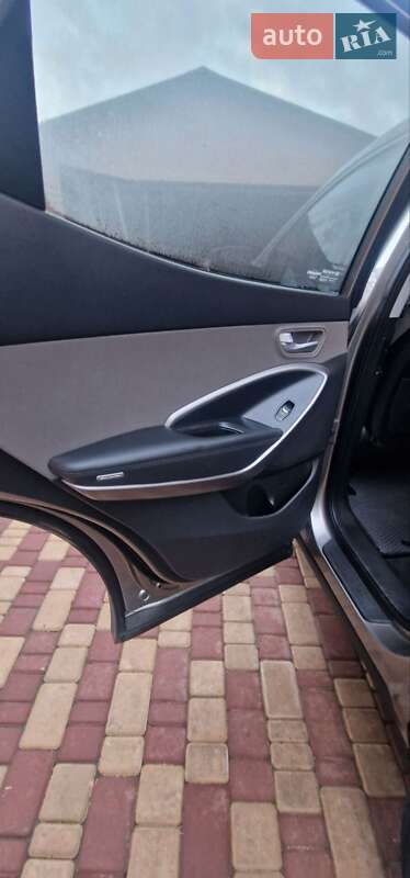 Внедорожник / Кроссовер Hyundai Santa FE 2015 в Одессе