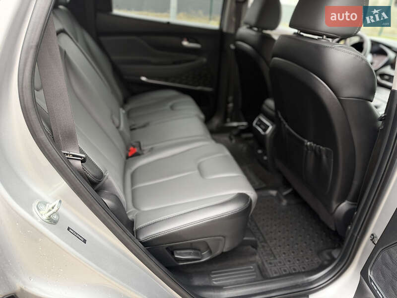 Внедорожник / Кроссовер Hyundai Santa FE 2023 в Каменском фото 16 Внедорожник / Кроссовер Hyundai Santa FE 2023 в Каменском