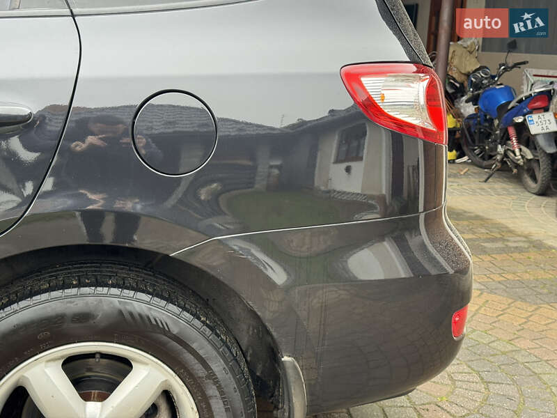 Внедорожник / Кроссовер Hyundai Santa FE 2007 в Коломые