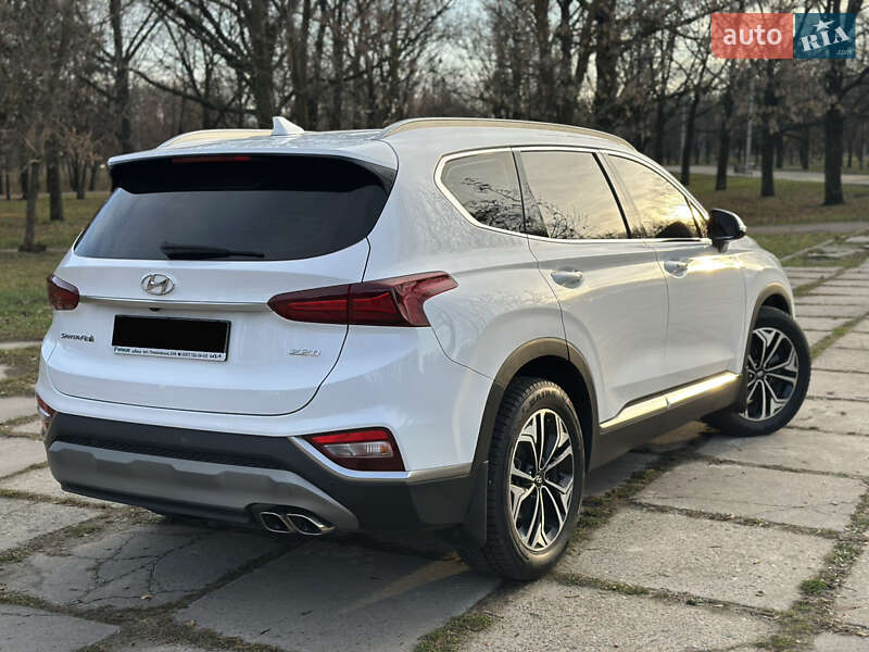 Позашляховик / Кросовер Hyundai Santa FE 2018 в Харкові