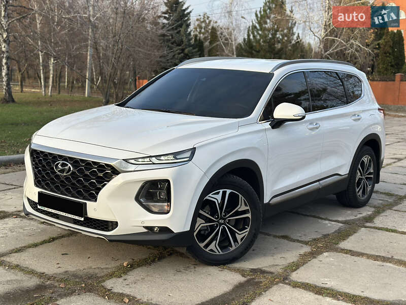 Позашляховик / Кросовер Hyundai Santa FE 2018 в Харкові