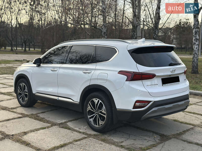 Позашляховик / Кросовер Hyundai Santa FE 2018 в Харкові