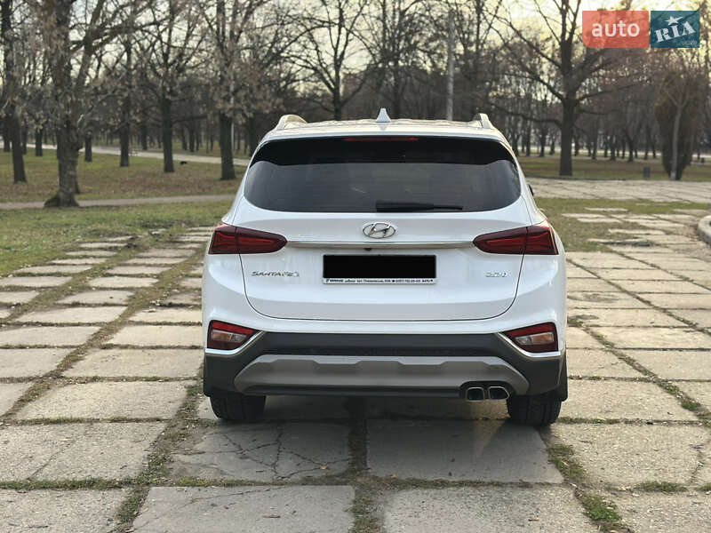 Позашляховик / Кросовер Hyundai Santa FE 2018 в Харкові