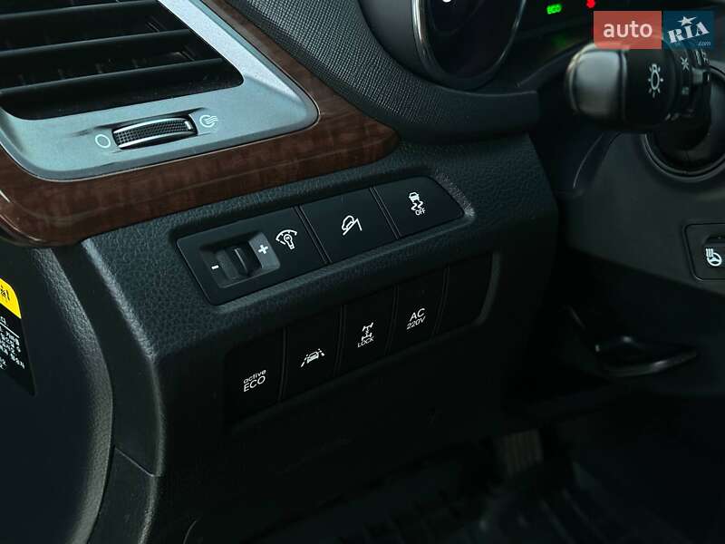 Внедорожник / Кроссовер Hyundai Santa FE 2014 в Одессе фото 19 Внедорожник / Кроссовер Hyundai Santa FE 2014 в Одессе