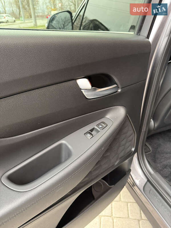 Внедорожник / Кроссовер Hyundai Santa FE 2018 в Днепре