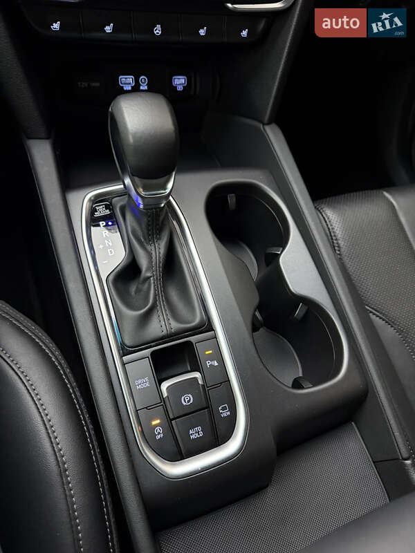 Внедорожник / Кроссовер Hyundai Santa FE 2018 в Днепре