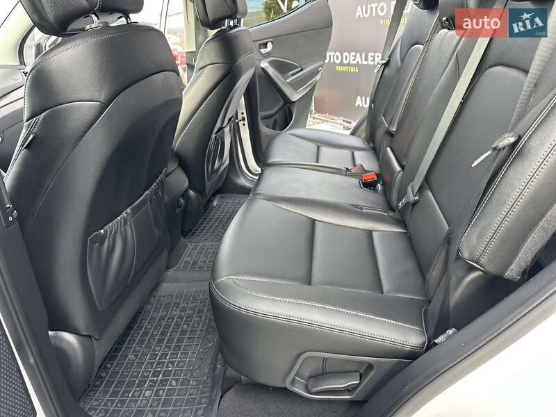 Внедорожник / Кроссовер Hyundai Santa FE 2017 в Виннице
