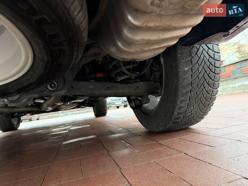 Внедорожник / Кроссовер Hyundai Santa FE 2010 в Ровно