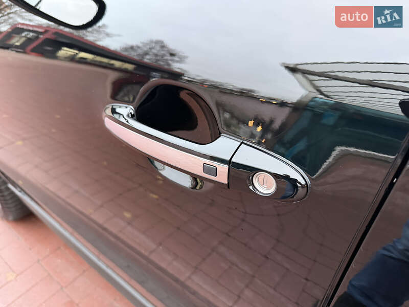 Внедорожник / Кроссовер Hyundai Santa FE 2010 в Ровно