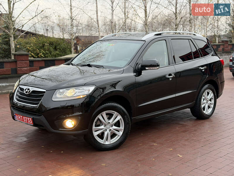 Внедорожник / Кроссовер Hyundai Santa FE 2010 в Ровно