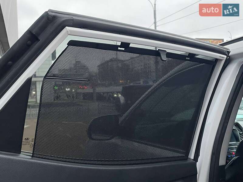 Позашляховик / Кросовер Hyundai Santa FE 2015 в Києві