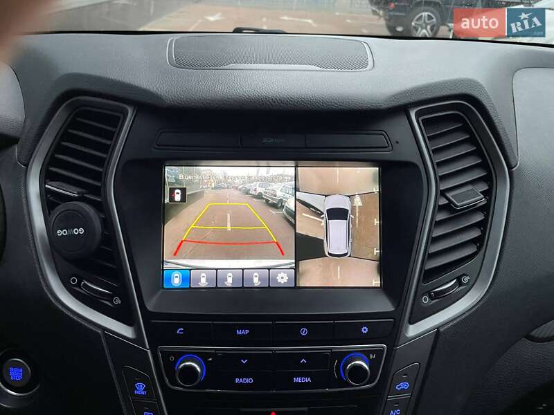 Позашляховик / Кросовер Hyundai Santa FE 2015 в Києві