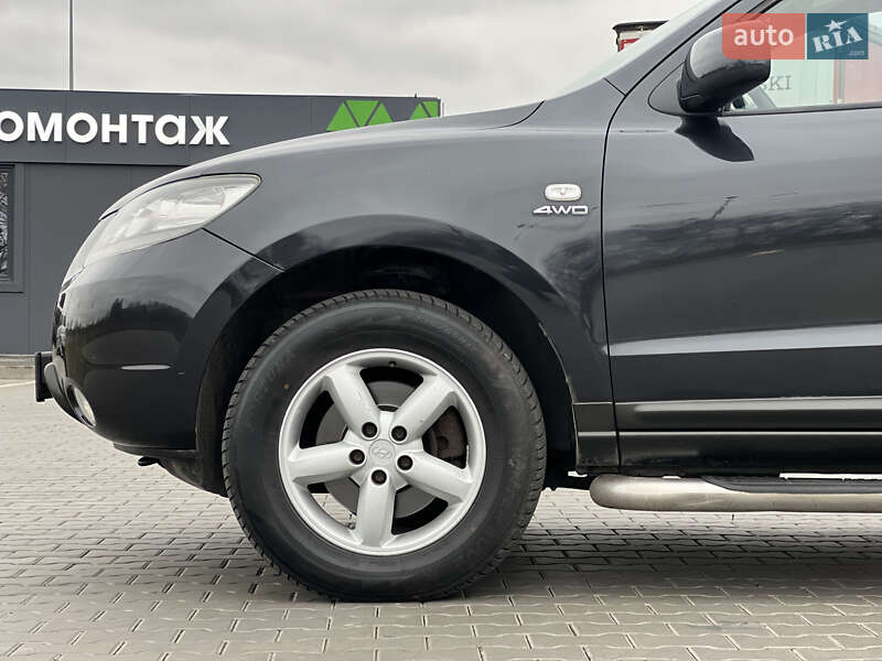 Позашляховик / Кросовер Hyundai Santa FE 2009 в Луцьку
