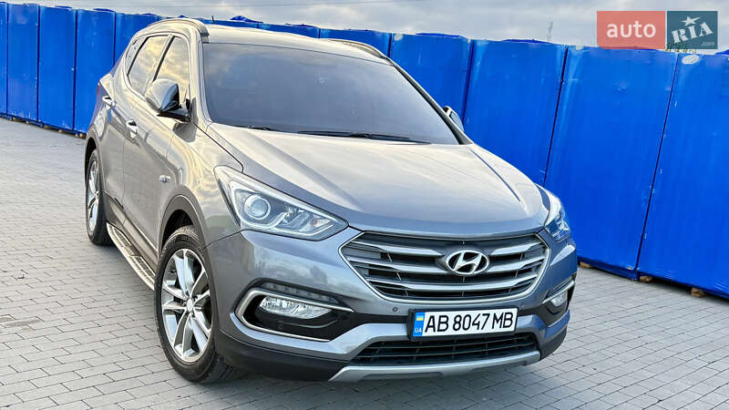 Внедорожник / Кроссовер Hyundai Santa FE 2016 в Виннице