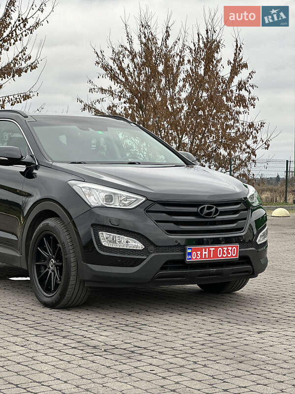 Внедорожник / Кроссовер Hyundai Santa FE 2014 в Радивилове