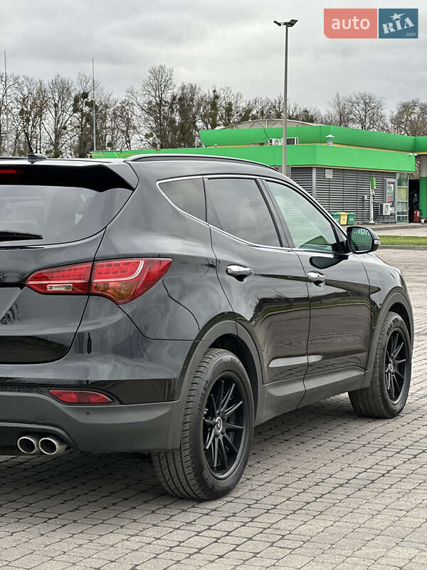 Внедорожник / Кроссовер Hyundai Santa FE 2014 в Радивилове