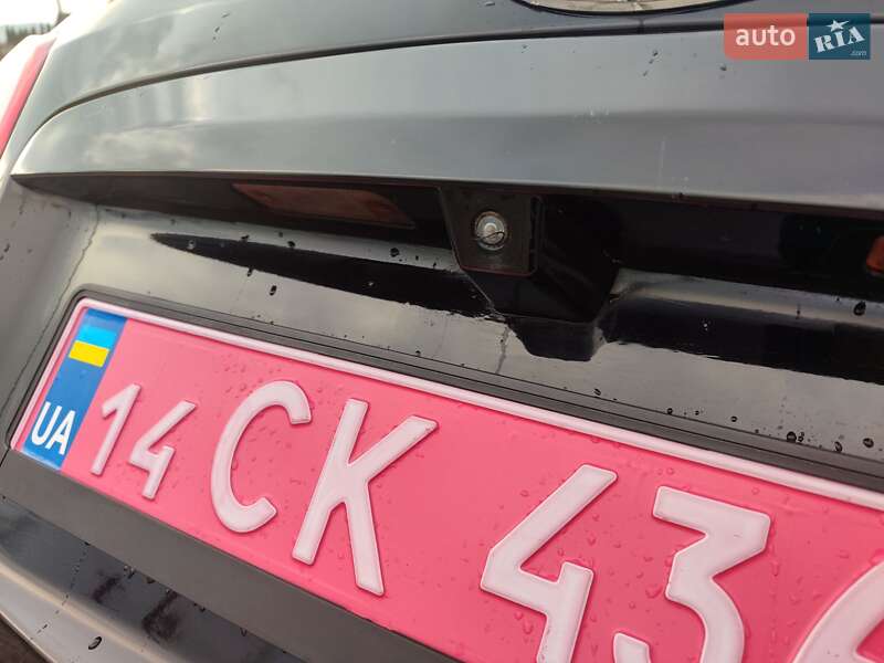 Внедорожник / Кроссовер Hyundai Santa FE 2010 в Ивано-Франковске