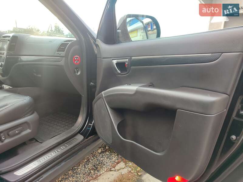 Внедорожник / Кроссовер Hyundai Santa FE 2010 в Ивано-Франковске