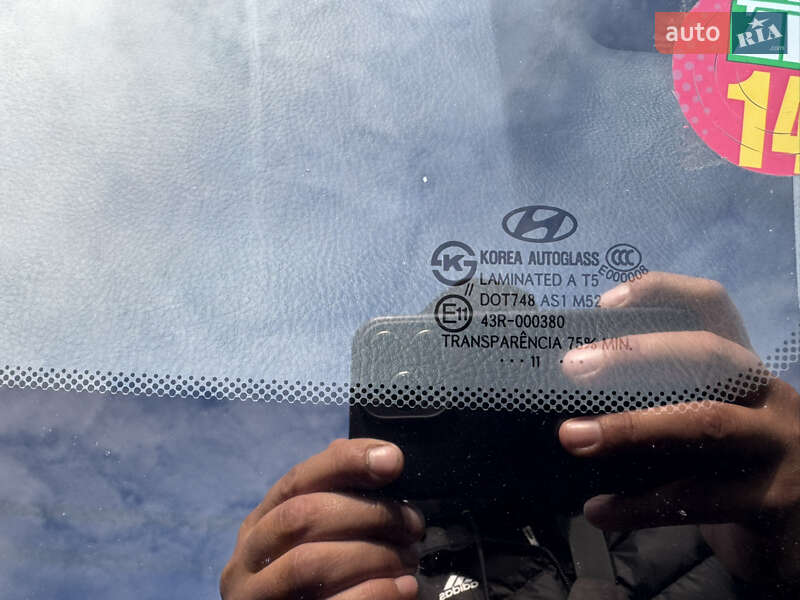 Позашляховик / Кросовер Hyundai Santa FE 2012 в Луцьку