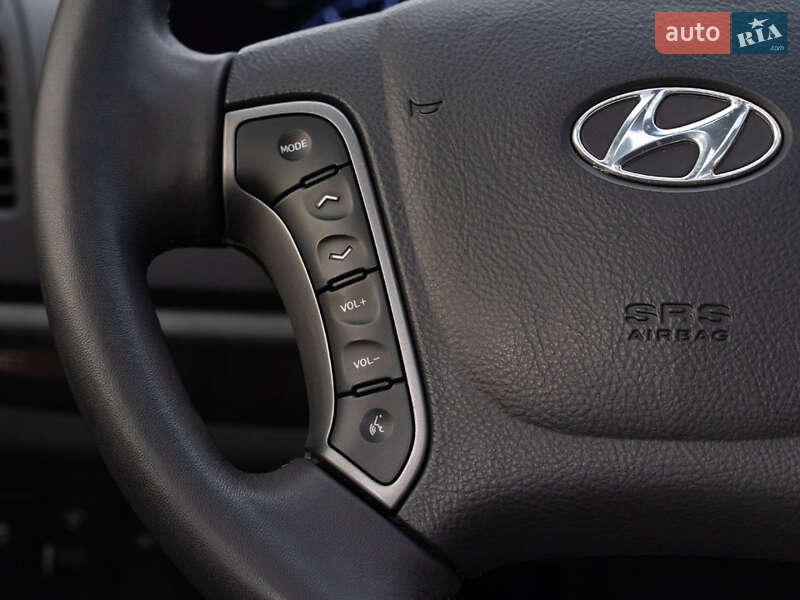 Внедорожник / Кроссовер Hyundai Santa FE 2012 в Одессе