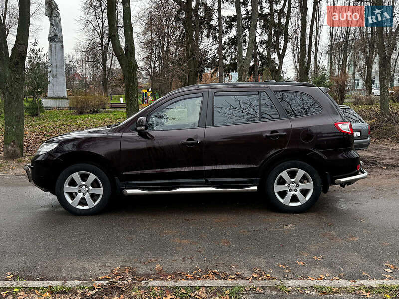 Внедорожник / Кроссовер Hyundai Santa FE 2009 в Киеве
