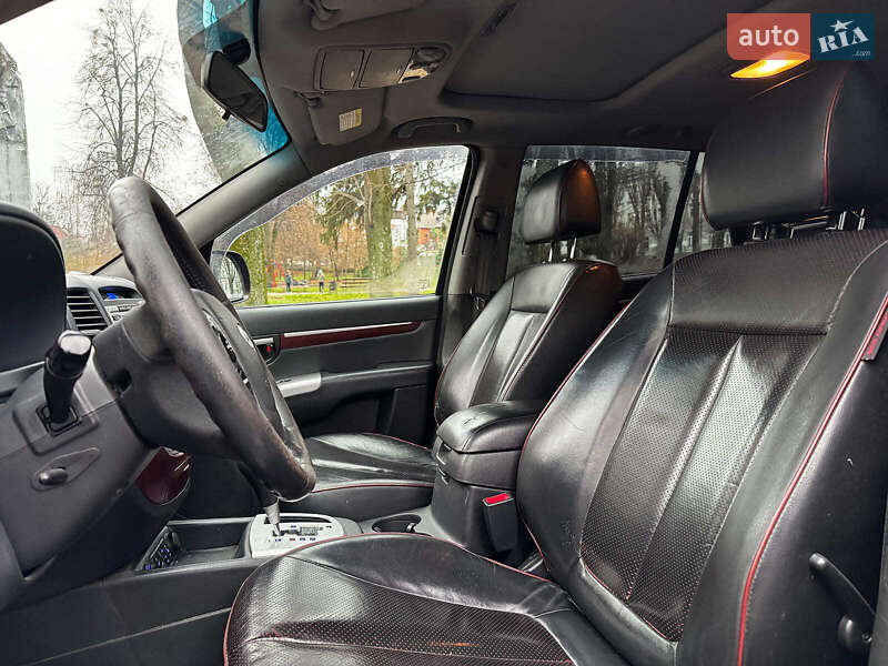 Внедорожник / Кроссовер Hyundai Santa FE 2009 в Киеве