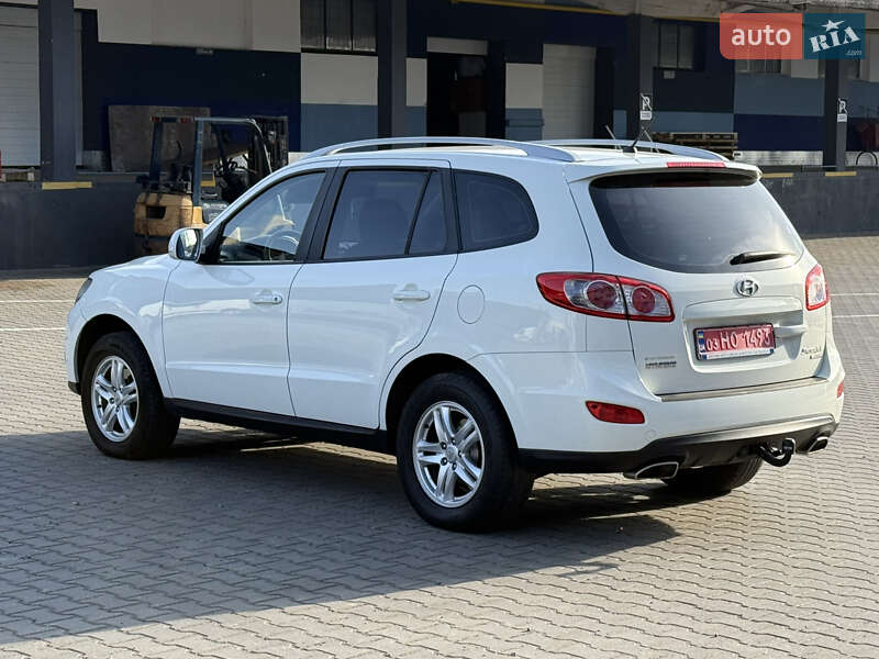Внедорожник / Кроссовер Hyundai Santa FE 2011 в Ровно фото 12 Внедорожник / Кроссовер Hyundai Santa FE 2011 в Ровно