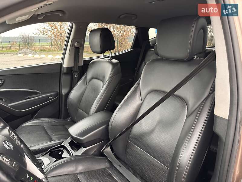 Позашляховик / Кросовер Hyundai Santa FE 2013 в Бродах фото 54 Позашляховик / Кросовер Hyundai Santa FE 2013 в Бродах