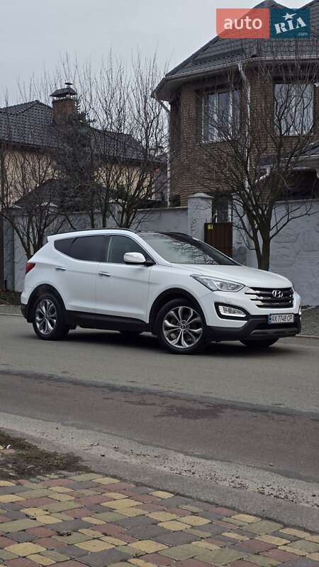 Позашляховик / Кросовер Hyundai Santa FE 2013 в Києві
