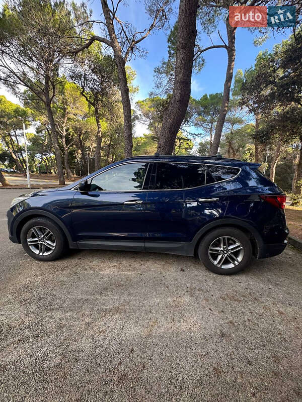 Позашляховик / Кросовер Hyundai Santa FE 2016 в Києві