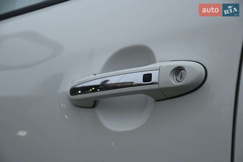 Внедорожник / Кроссовер Hyundai Santa FE 2011 в Бердичеве