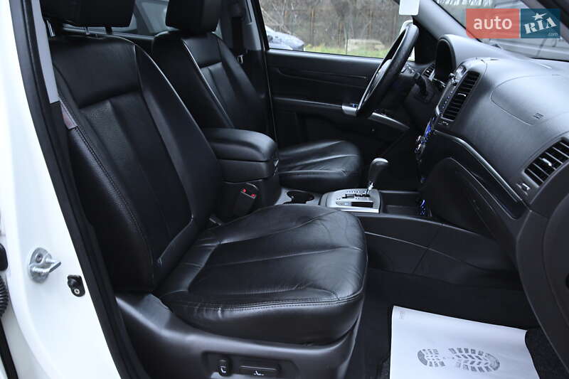 Внедорожник / Кроссовер Hyundai Santa FE 2011 в Бердичеве