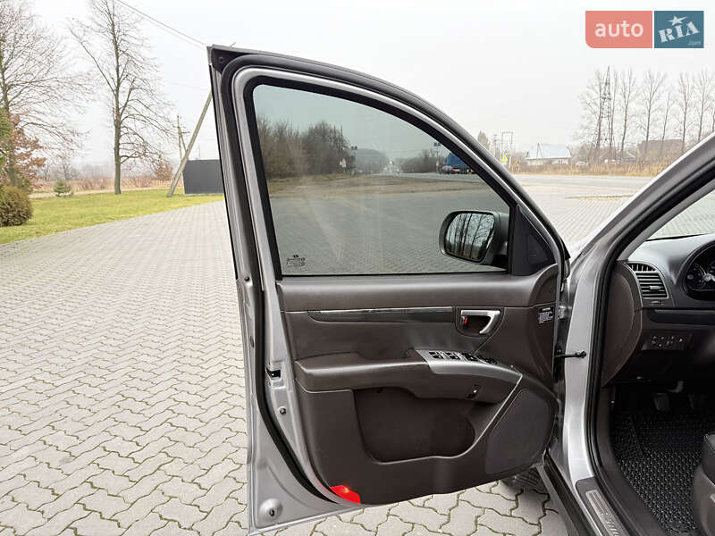 Внедорожник / Кроссовер Hyundai Santa FE 2011 в Коломые